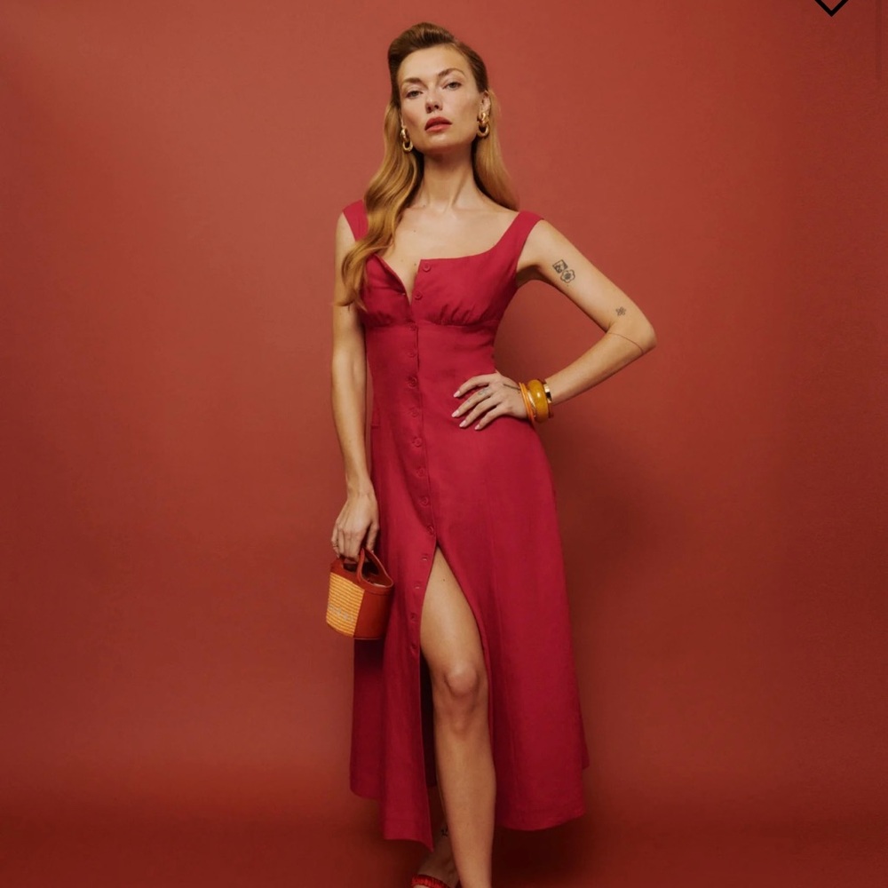 Louisa Linen Dress- sold out online